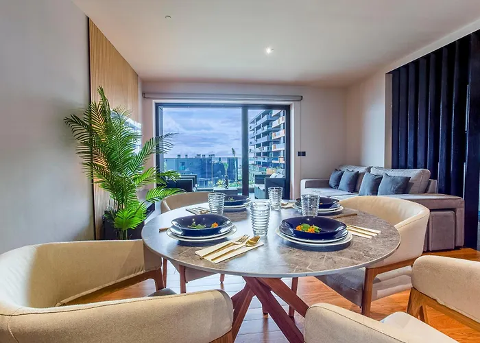 Madeira Four Seasons 公寓 *